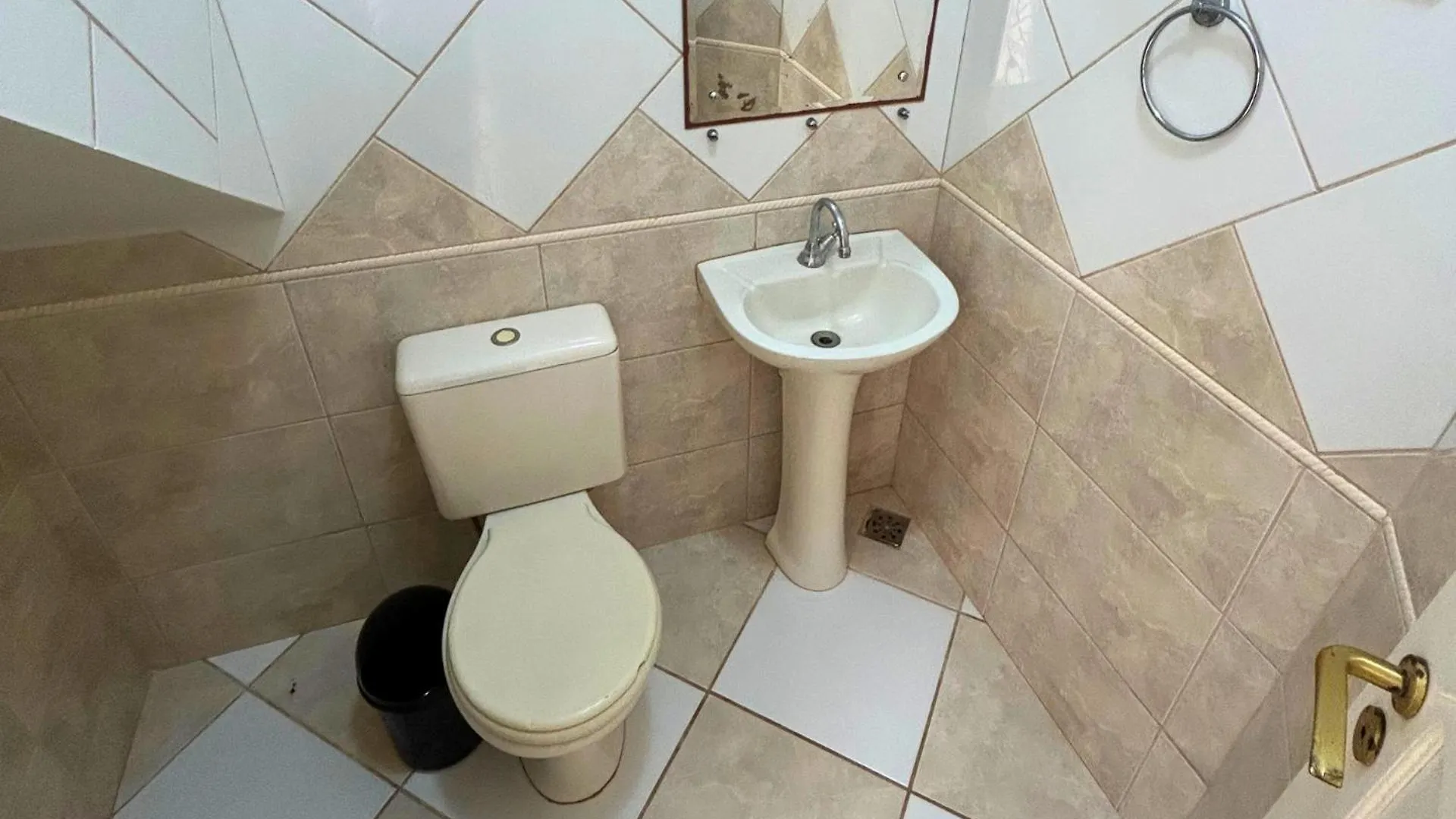 펜션 Casa Com 04 Suites 봄비나스