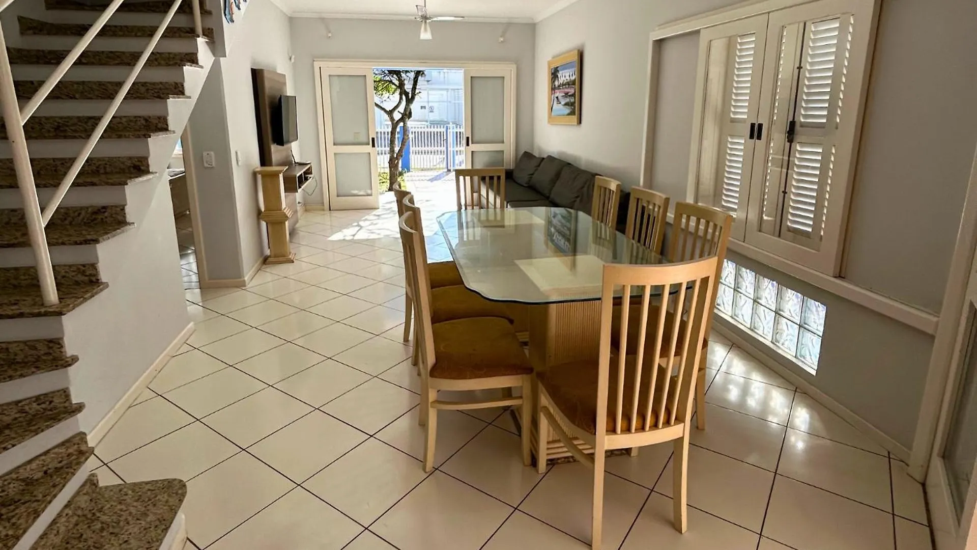Casa Com 04 Suites 봄비나스